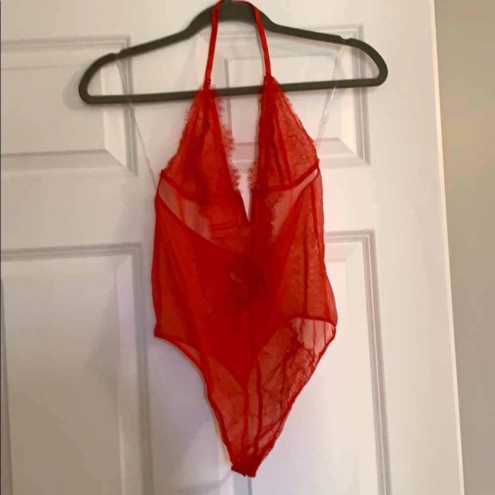 Victoria’s Secret V-wire Teddy